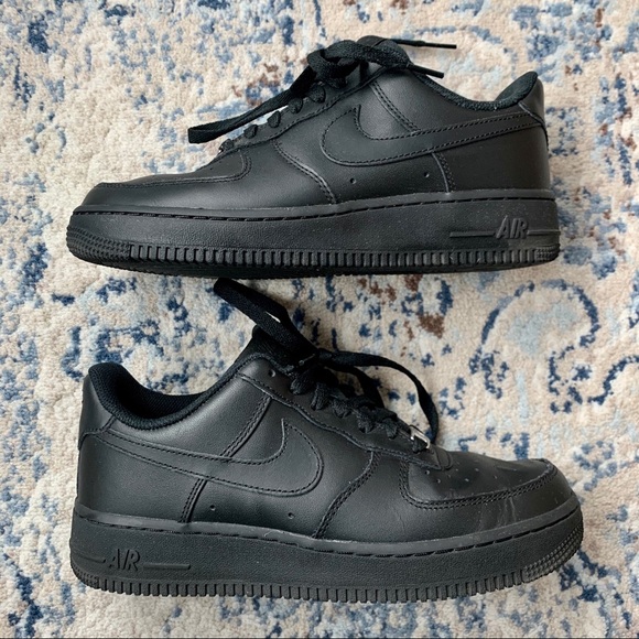 nike air force 1 07 black leather
